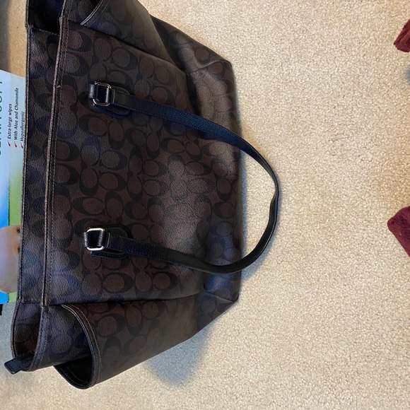 Coach diaper bag - Picture 7 of 8
